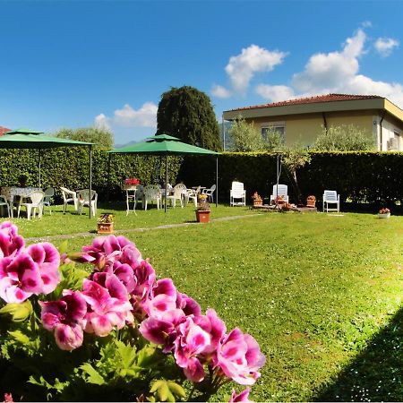 Villa Chiara Affitta Camere Carrara Dış mekan fotoğraf