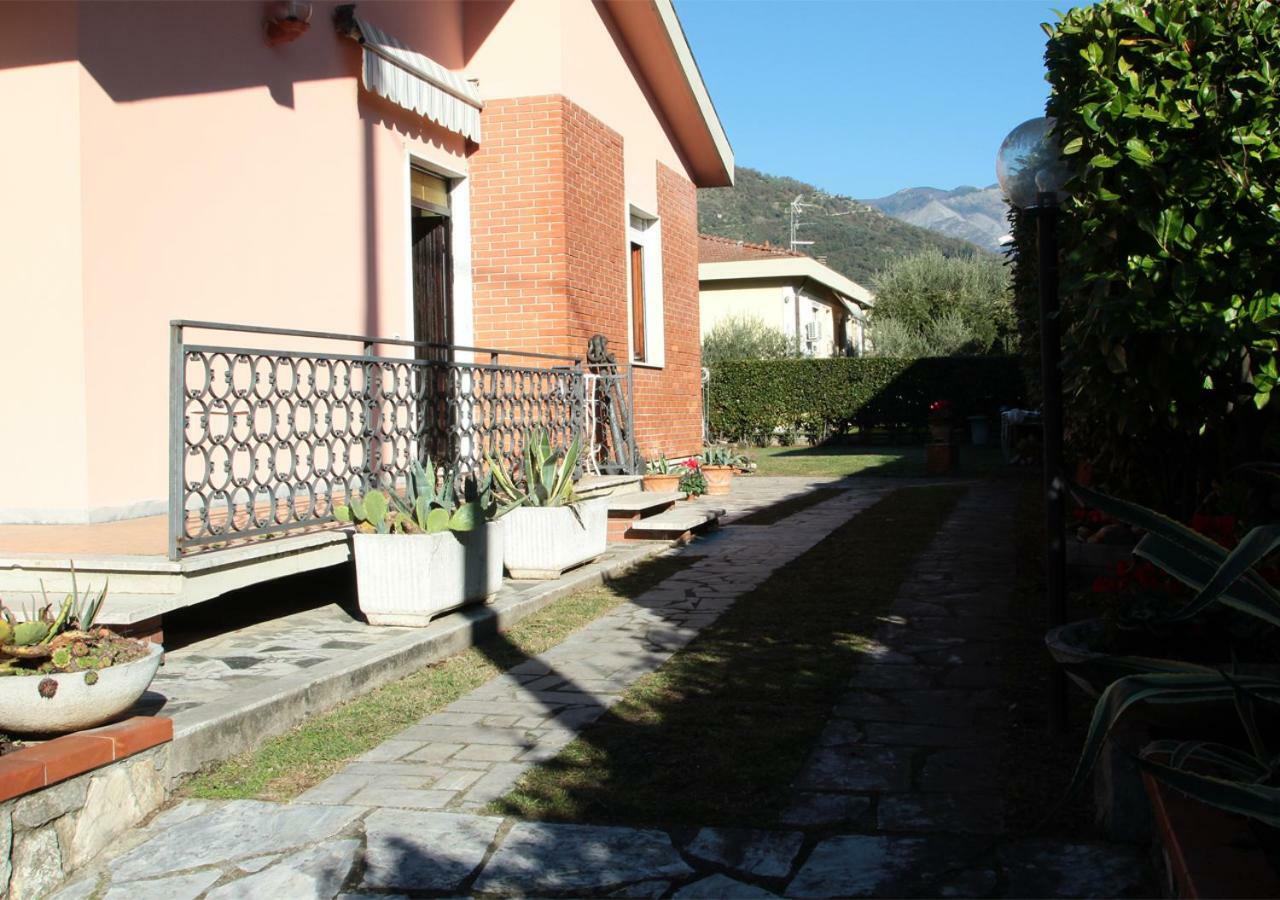 Villa Chiara Affitta Camere Carrara Dış mekan fotoğraf